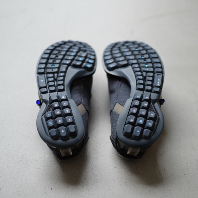 TypeWalkers – Schuhe als tragbare Tastatur